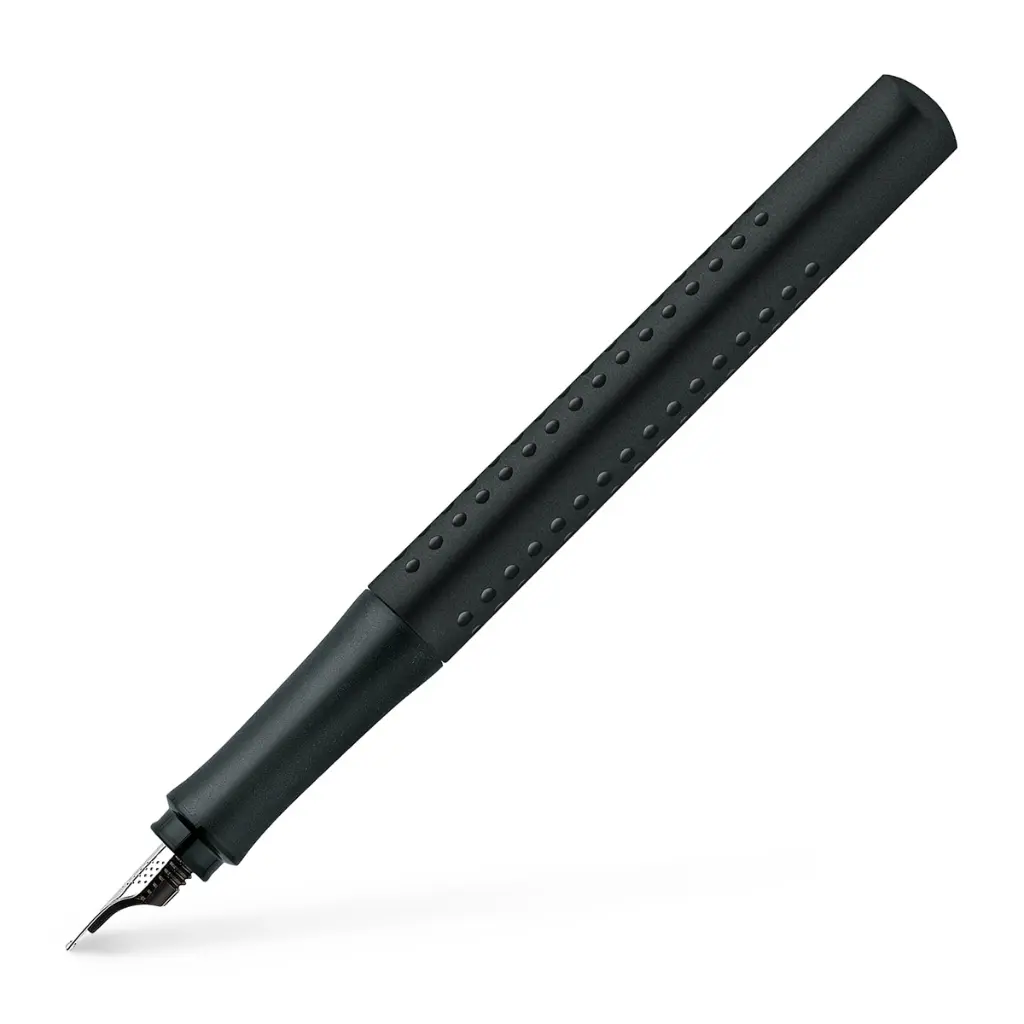 140901_Grip 2011 fountain pen, nib width M, black_PM99_Office.webp