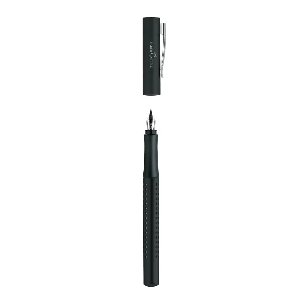 140901_Grip 2011 fountain pen, nib width M, black_PM1_Office.webp