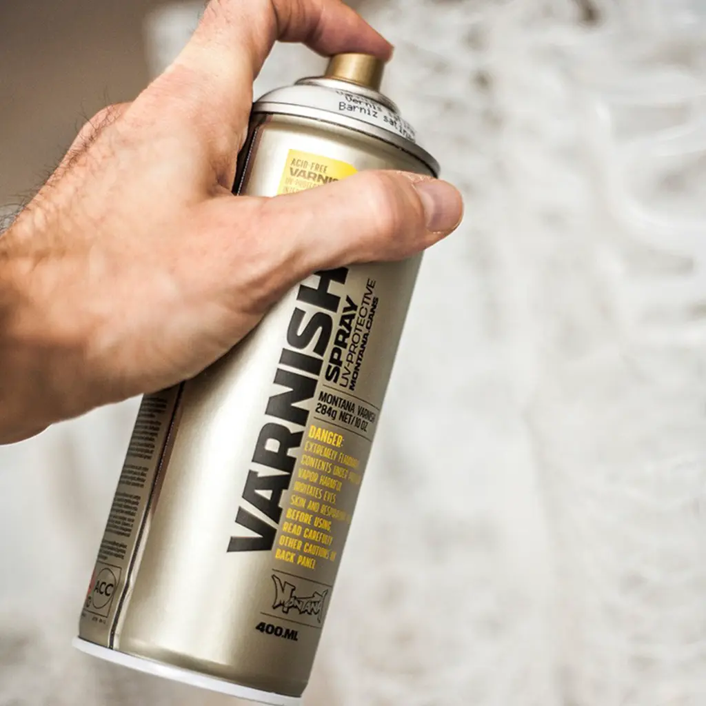 barniz-en-spray-montana-tech-400ml-5.webp