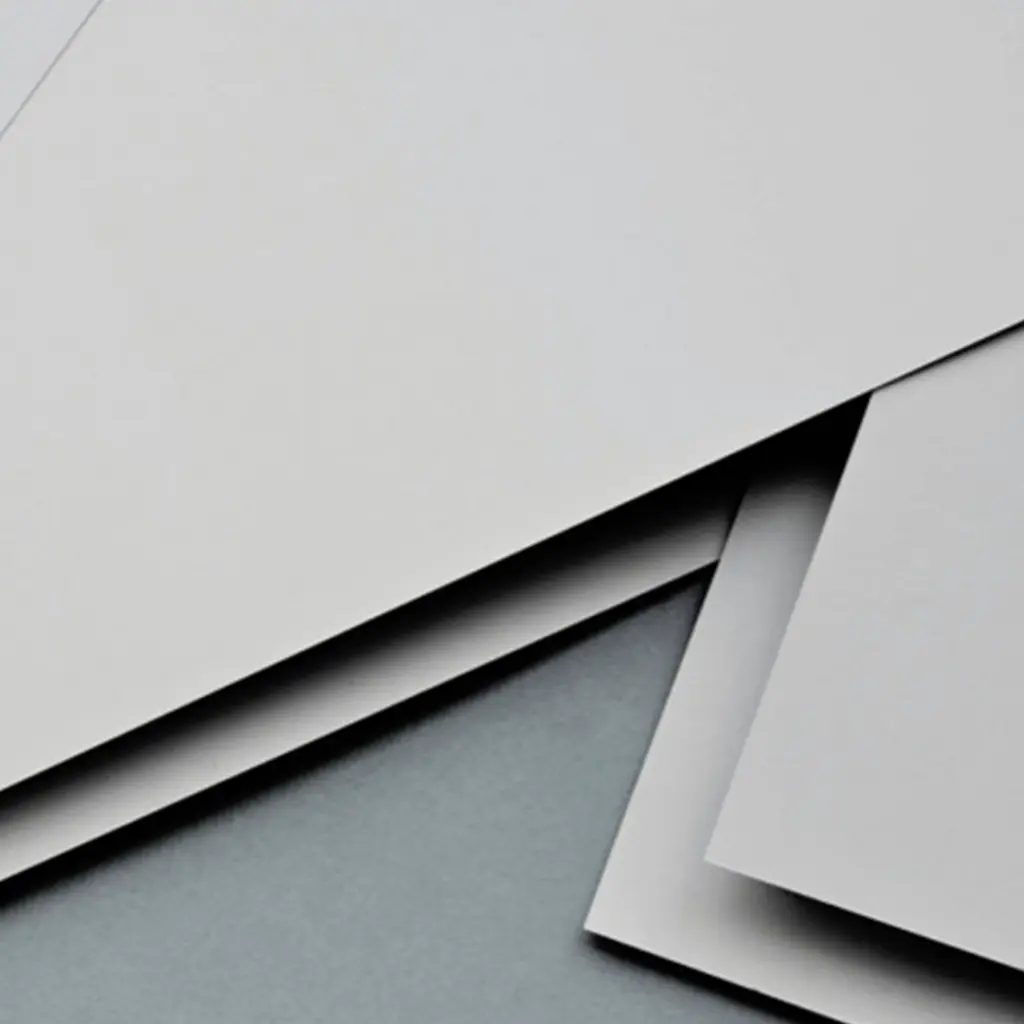 carton-piedra-gris.webp