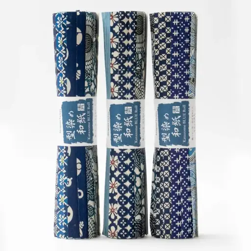 [812024300] Rollo de Papel Awagami Katazome Teñido a Mano 30x47.5 cm 30 Hojas Patrones Azules